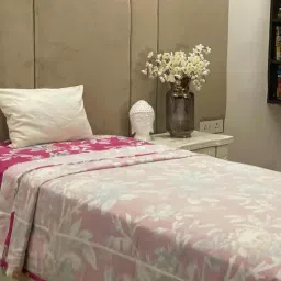 bells & whistles Pink Floral 100% Cotton 300 GSM Single Bed Dohar image 1