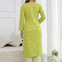 chafi collection Women Printed Cotton Blend A-line Kurta image 2