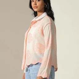 showoffff Women Relaxed Fit Fit Floral Print Spread Collar Casual Shirt image 3