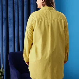 curvy street Women Regular Fit Solid Spread Collar Casual Shirt image 2