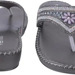 metro Women Wedges Sandal image 3