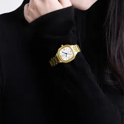 Naviforce Women Brass Dial & Stainless Steel Straps Analogue Watch NF5042 GWG image 4