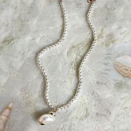 Accessorize Gold-Plated Pearls Beaded Contemporary Shaped Pendant With Chain-picture-4