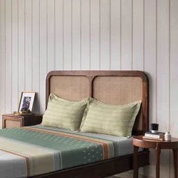 The Happy Pod Floral Pure Cotton Single Bedding Set - Comforter Bedsheet & 1 Pillow Cover image 2