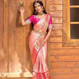AMRUTKALA SAREES Floral Woven Design Zari Banarasi Saree image 3