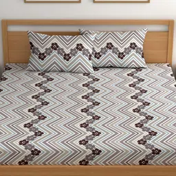 CHHAVI INDIA Grey & White Geometric 210 TC Microfiber King Bedsheet With 2 Pillow Covers image 2