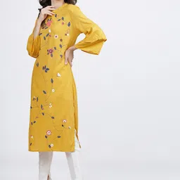 Vishudh Yellow Floral Printed Round Neck Flared Sleeves Thread Work Kurta image 3