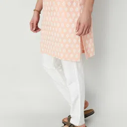 melange by lifestyle Men Regular Fit Mid-Rise Ankle-Length Pyjamas image 2