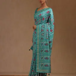 soch Women Printed Saree with Contrast Border  image 2