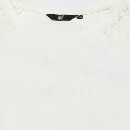 fig Women Lace Regualr Fit T-Shirt image 5