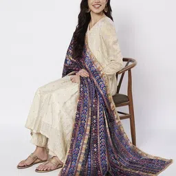 akshadeep Women Printed Dupatta image 1