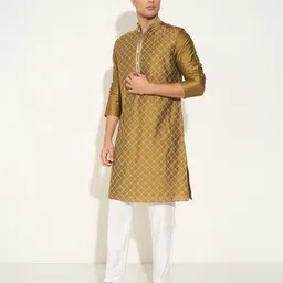 indus route by Pantaloons Men Checked Embroidered Mandarin Collar Thread Work Kurta image 3