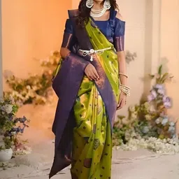 Vovar Ethnic Motifs Woven Design Zari Kanjeevaram Saree-image-75