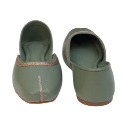 KALINI Women Embellished Ethnic Mojaris Flats-picture-41