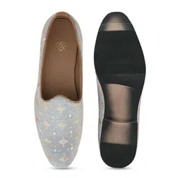 House of Pataudi Men Casual Slip On Majoris image 2