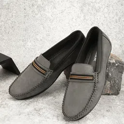 Killer Men Colourblocked Suede Loafers-picture-25