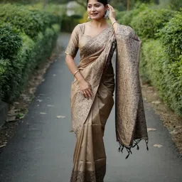 Mitera Silk Blend Saree image 4