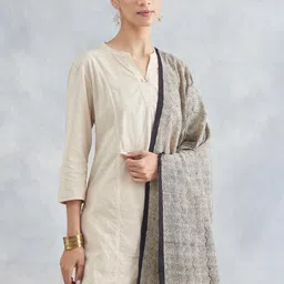 Fabindia Geometric Bagru Printed Cotton Dupatta image 2