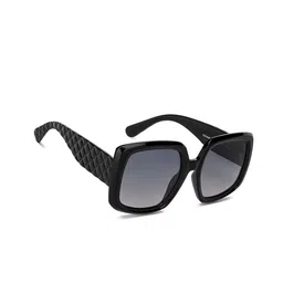 Vincent Chase Women Wayfarer Sunglasses with Polarised and UV Protected Lens-image-58
