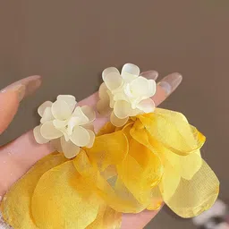 StyleCast x Revolte Floral Shaped Drop Earrings image 4