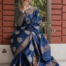 Lyzoo Ethnic Motifs Pure Cotton Handloom Saree-picture-24