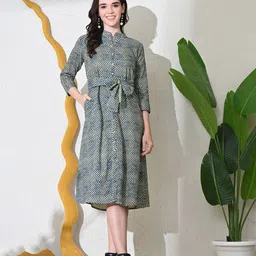 DECKEDUP Floral Print A-Line Midi Dress-picture-0