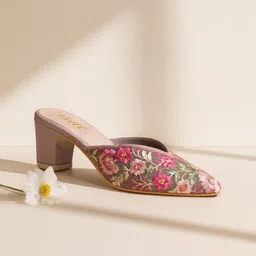 Enjee Floral Embroidered Shoe-Style Block Heels Mules image 2
