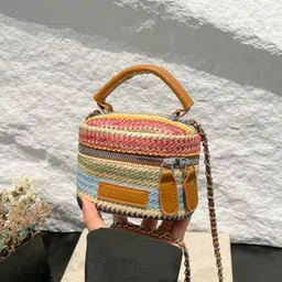 StyleCast x Revolte Printed Bucket Hobo Bag-picture-29