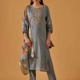 dhartii Women Floral Embroidered Kurta with Trousers & Dupatta image 1