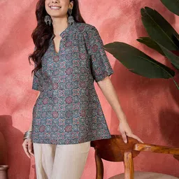 Sangria Women Mandarin Collar Floral Printed Top-picture-31