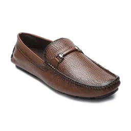 BRITMEN Men Textured Leather Loafers-image-36