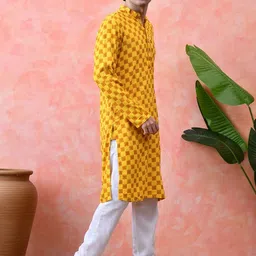 KUNDALI KAKSHAY Men Regular Kurta with Pyjamas image 5