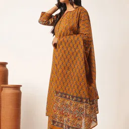 Vbuyz Floral Printed V Neck Pure Cotton A-Line Kurta With Trouser & Dupatta image 2