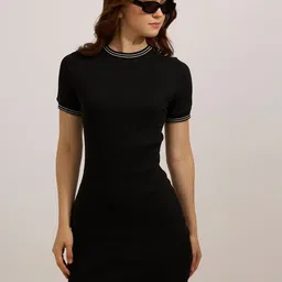 Outzidr Women Round Neck Sheath Dress-image-5
