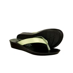 Aeroblu Women Printed Open Toe Flats image 4