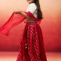 VASTRAMAY Girls Woven Design Zari Ready to Wear Lehenga Choli With Dupatta image 4