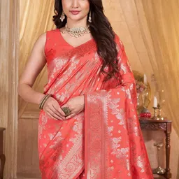 Garden Vareli Ethnic Motifs Woven Design Zari Banarasi Saree image 4