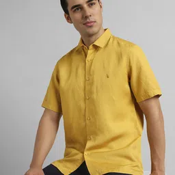SIMON CARTER LONDON Spread Collar Short Sleeves Shirt image 3