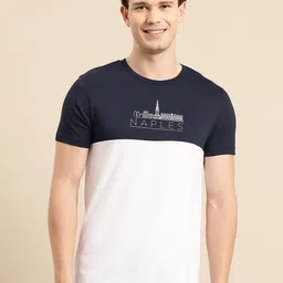 United Colors of Benetton Men Colourblocked T-shirt-picture-31