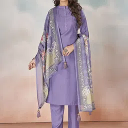MINGORA Women Regular Kurta with Trousers & With Dupatta image 5