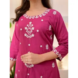 VenderVilla Embroidered Round Neck Kurta & Trousers With Dupatta image 4