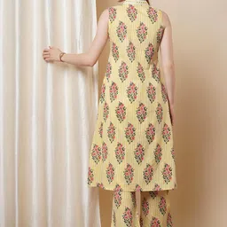 FASHOR Floral Printed & Embroidered A-Line Tunic & Trousers Co-Ord Set image 2