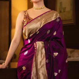 Shriyangan Woven Design Zari Art Silk Handloom Kanjeevaram Saree-image-31