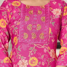 VIBE VISION Women Floral Printed Regular Kurta with Trousers & With Dupatta image 4