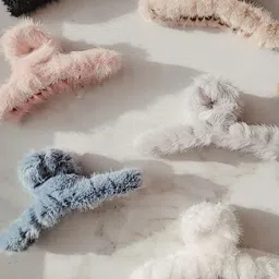 HYMT Women Set of 6 Fur Claw Clip-picture-26