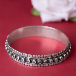 Shyle Zircon Studded Jadau Bangle-picture-54