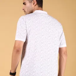 V-Mart Men Printed Polo Collar Pockets T-shirt image 5