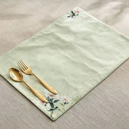 Home Centre Amara Maya 6-Pcs Green Printed Stain-Resistance Table Placemats-image-42