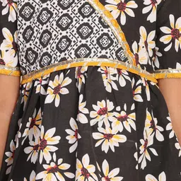 Cutiekins Girls Floral Printed Angrakha Gotta Patti Kurta with Palazzos & Dupatta image 2