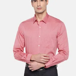 Turtle Men Red Relaxed Slim Fit Solid Formal Shirt-image-17